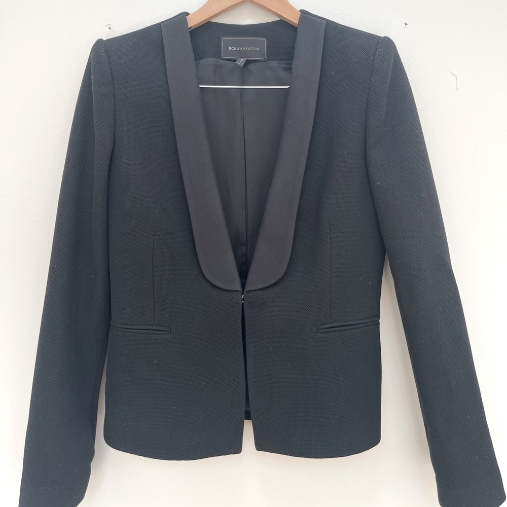 BCBG Maxzaria Tuxedo Blazer in black